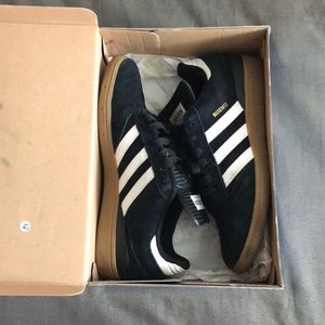 ADIDAS BUSENITZ